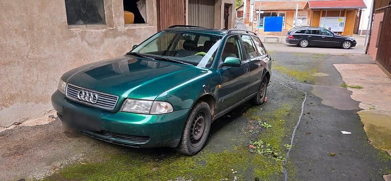 Gebraucht Audi A4 101 PS (74 kW) 1997 Grün Kombi