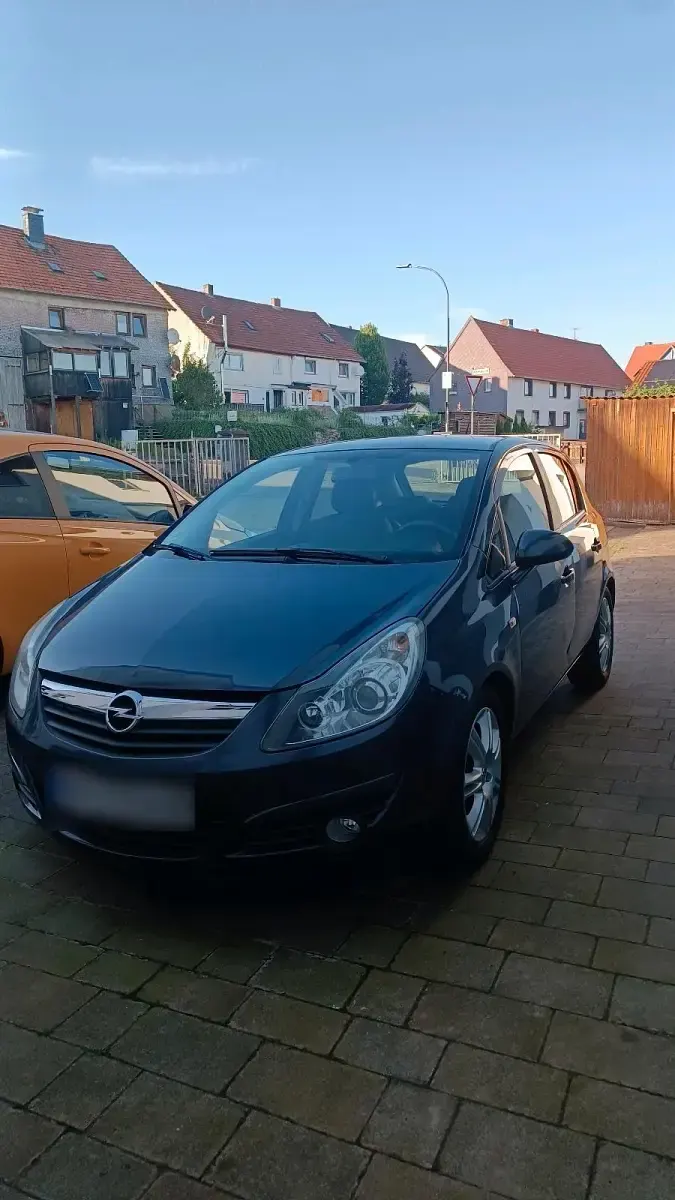 Gebraucht Opel Corsa Innovation 90 PS (66 kW) 2009 Blau Kleinwagen