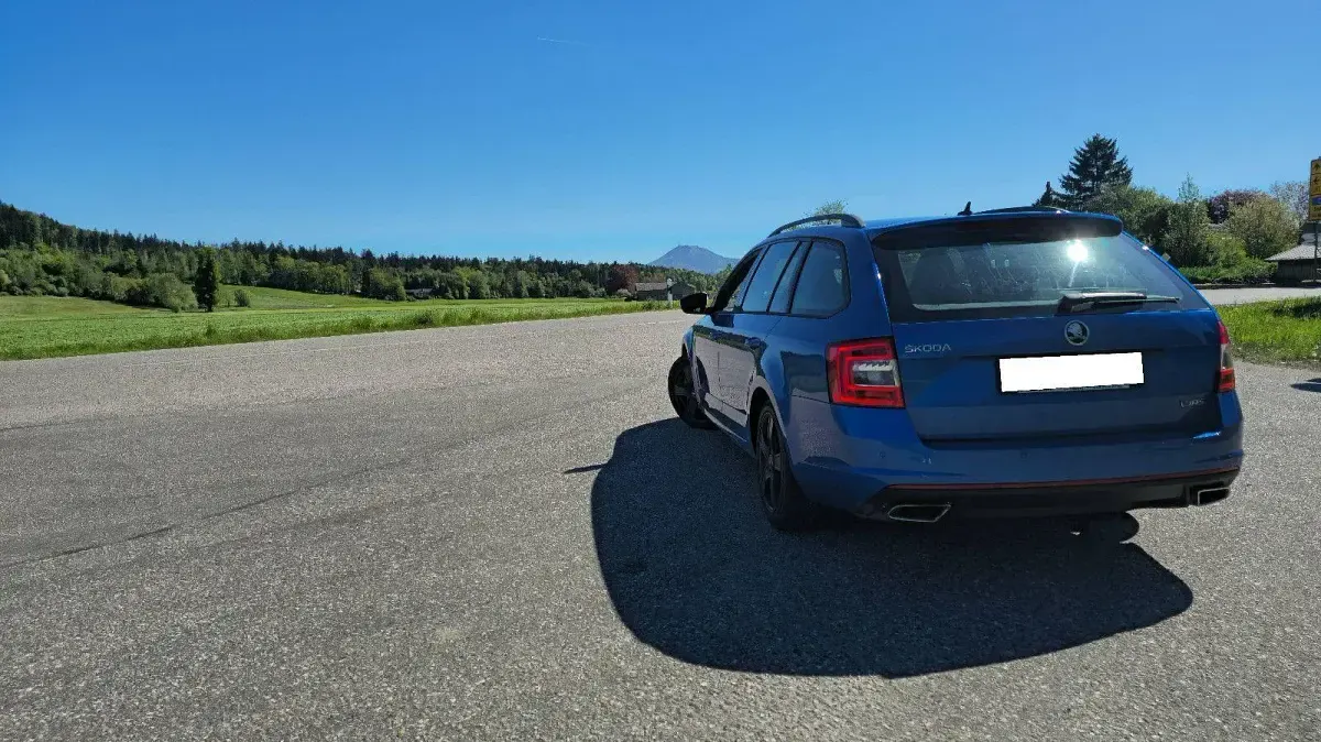 Gebraucht Skoda Octavia RS 184 PS (135 kW) 2016 Blau Kombi