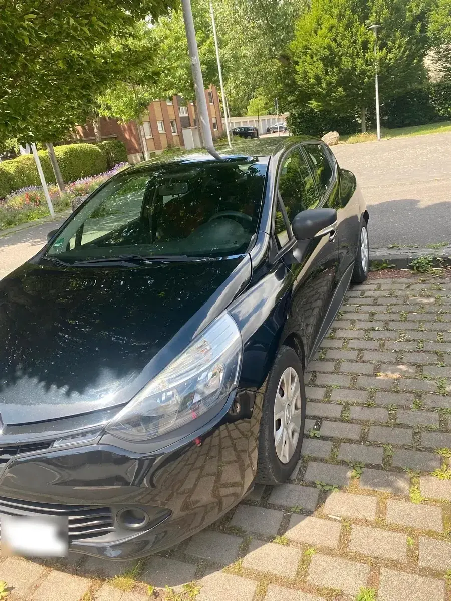 Gebraucht Renault Clio 75 PS (55 kW) 2016 Schwarz Kleinwagen