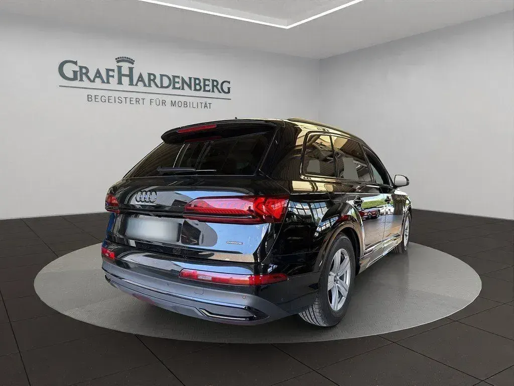 Gebraucht Audi Q7 Ambiente 286 PS (210 kW) 2023 Schwarz SUV