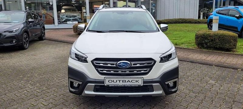 Gebraucht Subaru Outback Platinum 169 PS (124 kW) 2025 Crystal white pearl SUV