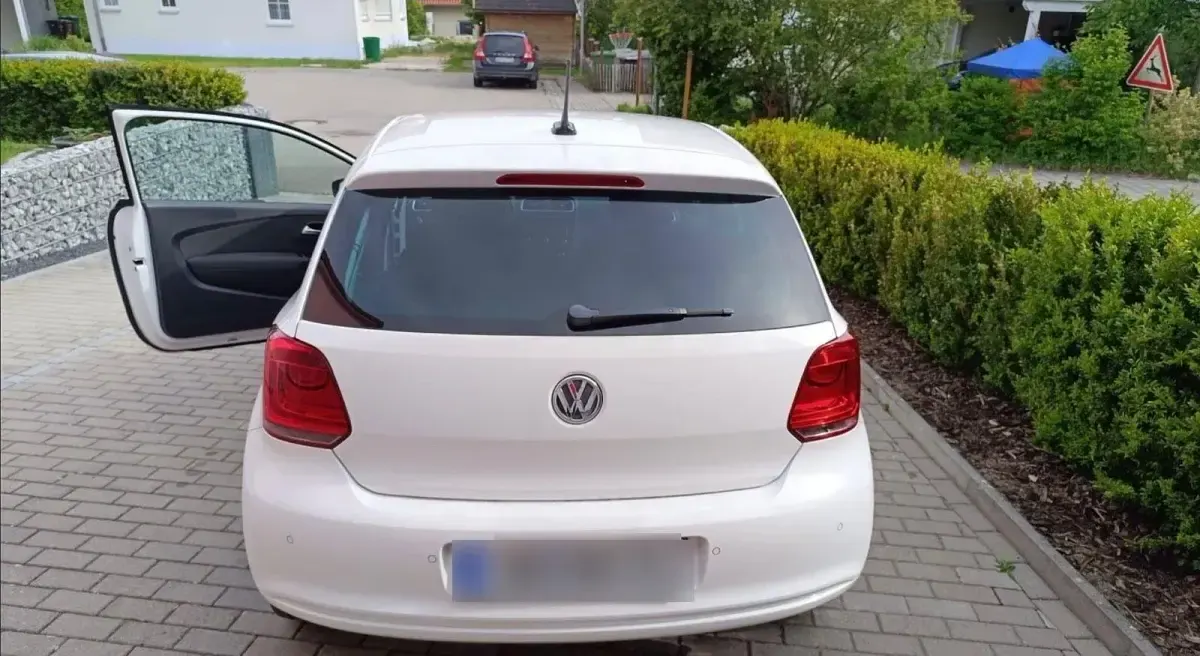 Gebraucht VW Polo Comfortline 69 PS (50 kW) 2010 Weiß Kleinwagen