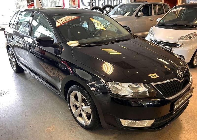 Schwarz Gebraucht 2017 Skoda Rapid Cool Edition Kombi | 7.999 € (Guter Preis) - Bild 1/4