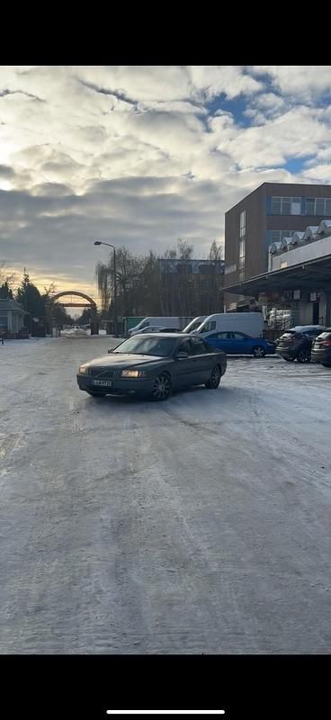 Blau Gebraucht 2002 Volvo S80 Limousine | 3.700 € (Teuer) - Bild 1/4