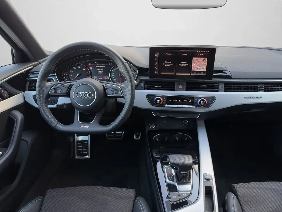 Gebraucht Audi A4 Business 265 PS (194 kW) 2024 Navarrablau metallic (metallic) Kombi