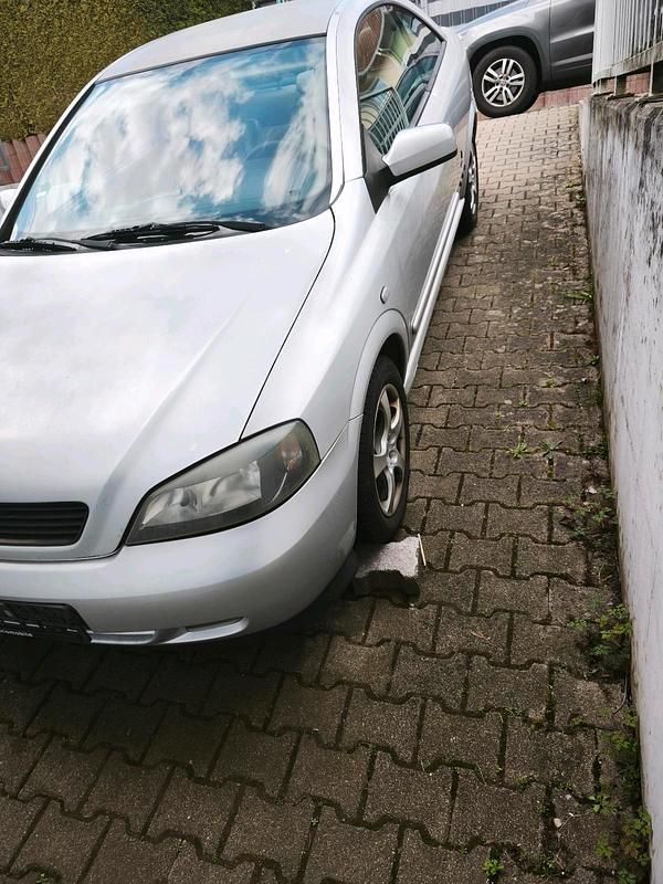 Gebraucht Opel Astra 125 PS (91 kW) 2005 Silber Coupé