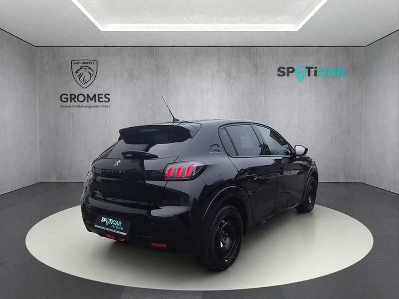 Gebraucht Peugeot 208 Allure 100 kW (136 PS) 2023 Schwarz Kleinwagen