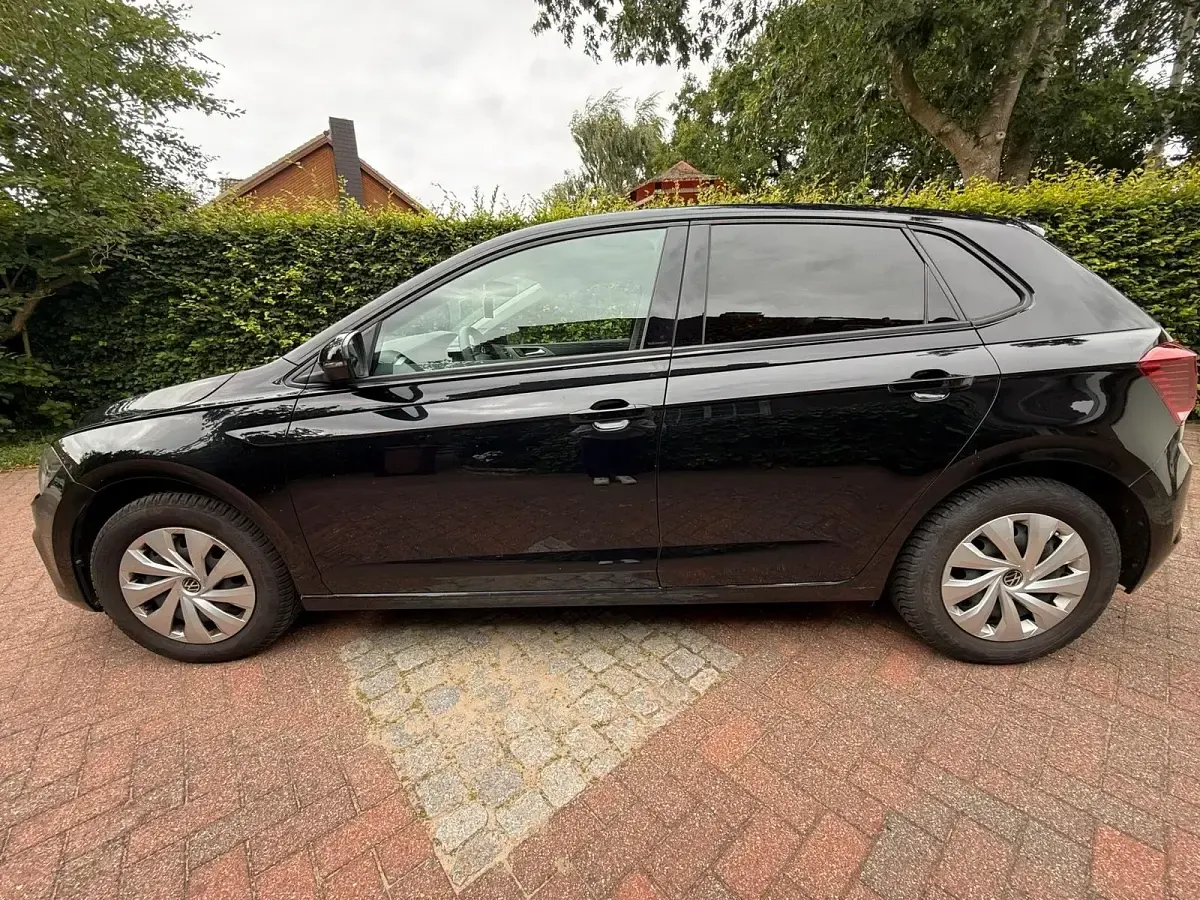Gebraucht VW Polo Comfortline 95 PS (69 kW) 2021 Schwarz Kleinwagen