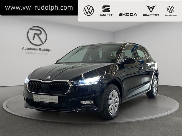 Neu Skoda Fabia Essence 116 PS (85 kW) 2025 Schwarz Limousine