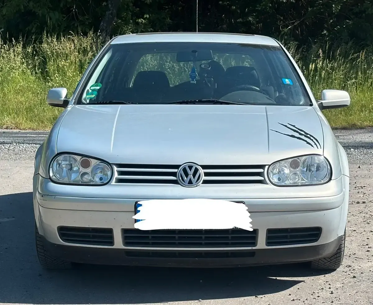 Gebraucht VW Golf IV 101 PS (74 kW) 1999 Silber Kleinwagen