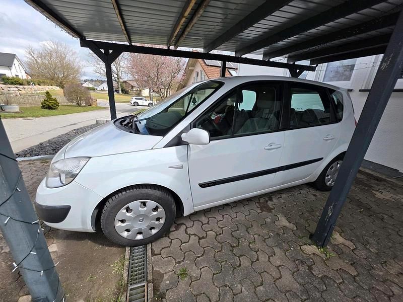 Gebraucht Renault Scénic II 113 PS (83 kW) 2006 Weiß Van / Kleinbus