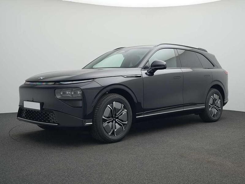 Schwarz Neu 2025 XPENG G9 RWD Standard Range SUV | 56.890 € (Fairer Preis) - Bild 1/4