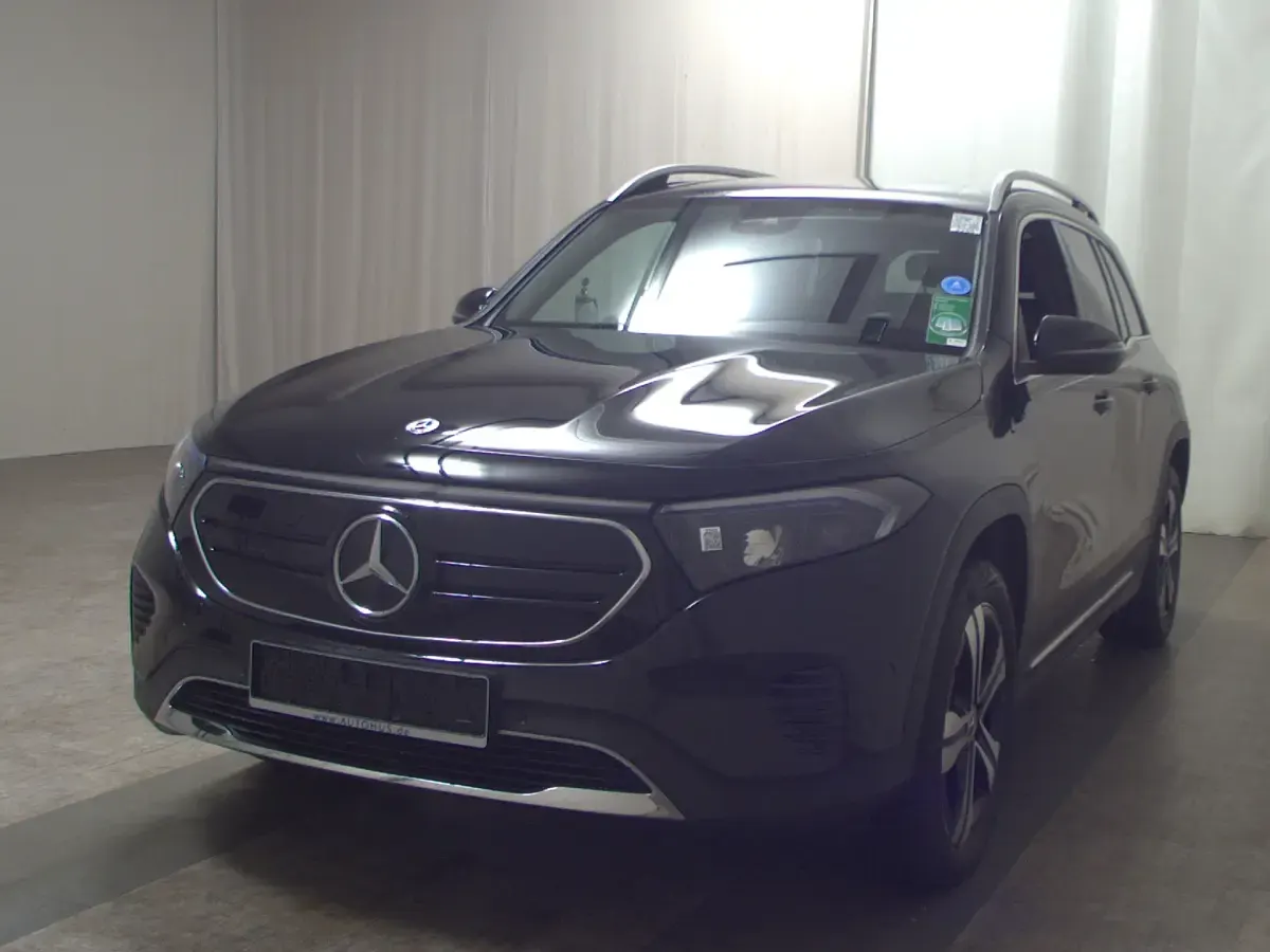 Gebraucht Mercedes EQB300 Progressive 167 kW (228 PS) 2022 Schwarz SUV