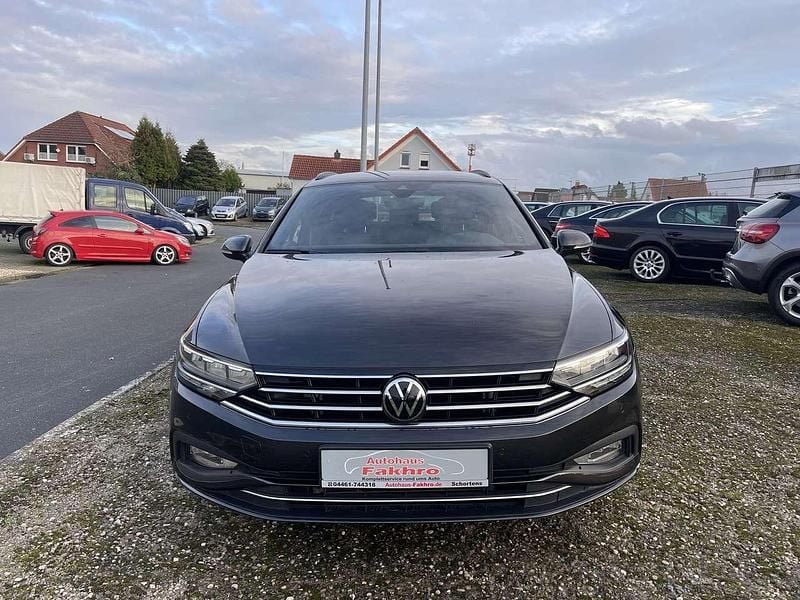 Second-hand VW Passat Business 150 CP (110 kW) 2022 Gri Break