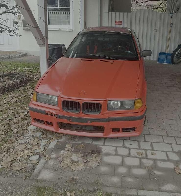 Gebraucht BMW 325 Performance 192 PS (141 kW) 1992 Rot Coupé