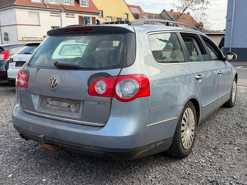 Gebraucht VW Passat Comfortline 140 PS (102 kW) 2008 Grau Kombi