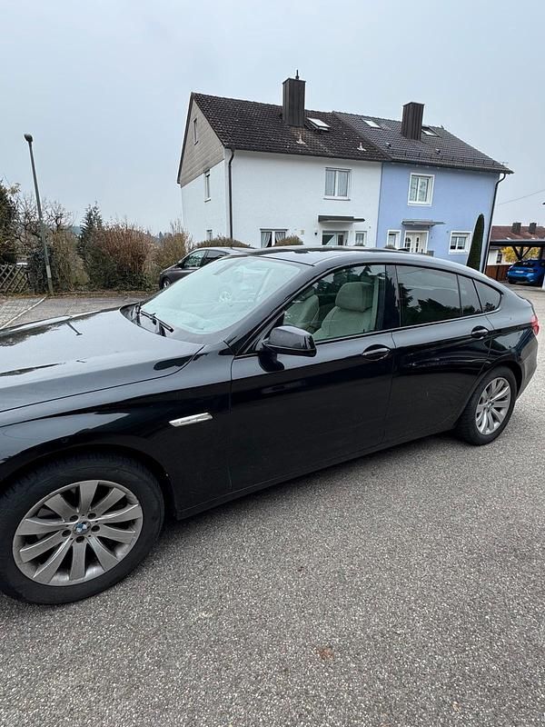 Gebraucht BMW 530 245 PS (180 kW) 2009 Schwarz Limousine