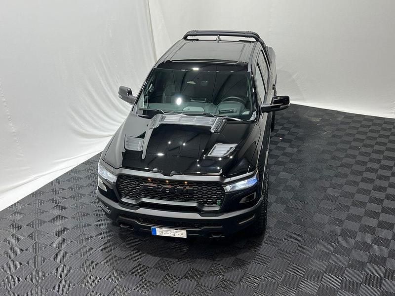 Gebraucht Dodge Ram 424 PS (311 kW) 2024 Schwarz Pickup