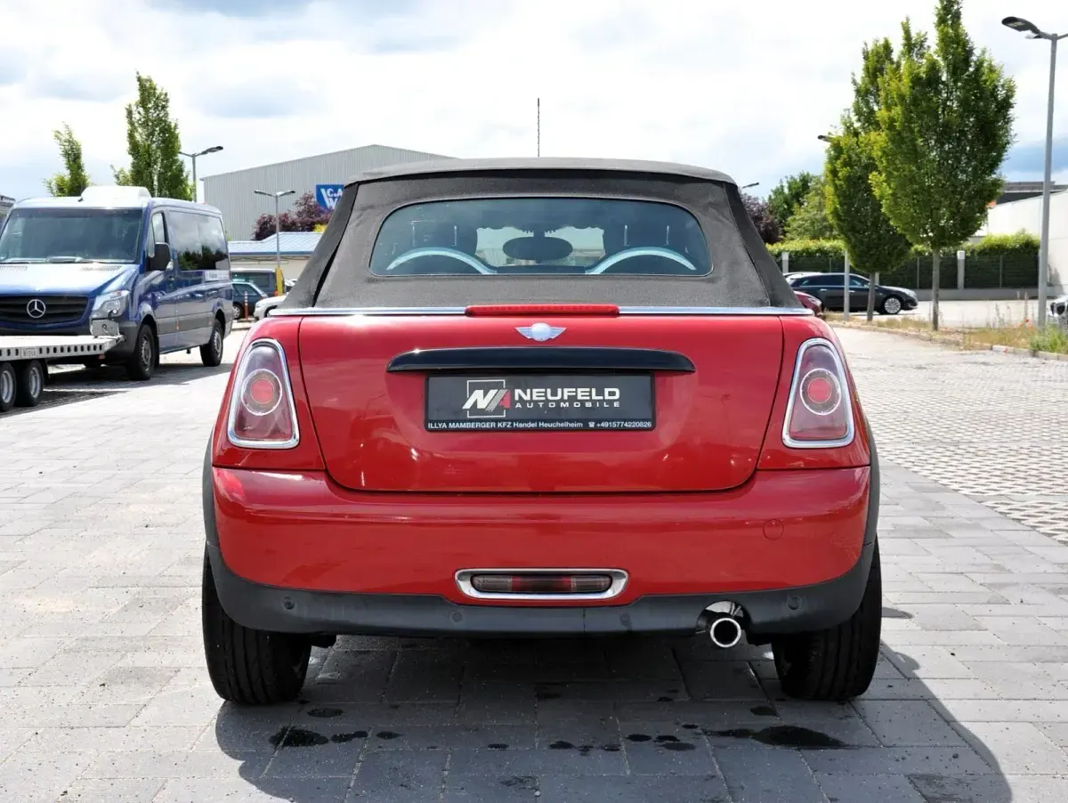 Gebraucht Mini One Cabriolet 98 PS (72 kW) 2011 Rot Cabrio