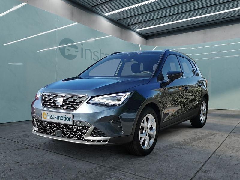 Grau Gebraucht 2023 Seat Arona FR SUV | 19.399 € (Fairer Preis) - Bild 1/4