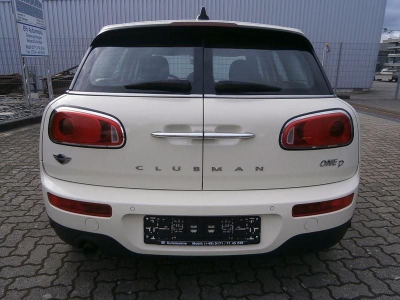 Gebraucht Mini One D Clubman 116 PS (85 kW) 2017 Weiß Kombi