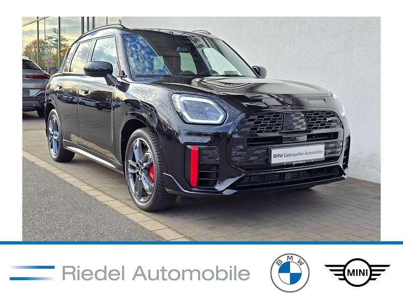Midnight black metallic Gebraucht 2024 Mini John Cooper Works Countryman SUV | 39.580 € (Guter Preis) - Bild 1/3
