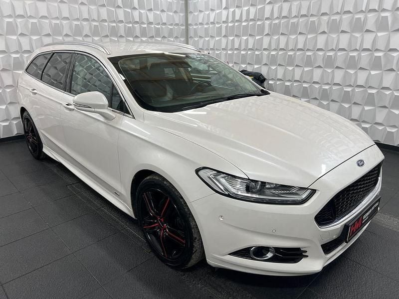 Gebraucht Ford Mondeo Titanium 179 PS (131 kW) 2017 Weiß Kombi