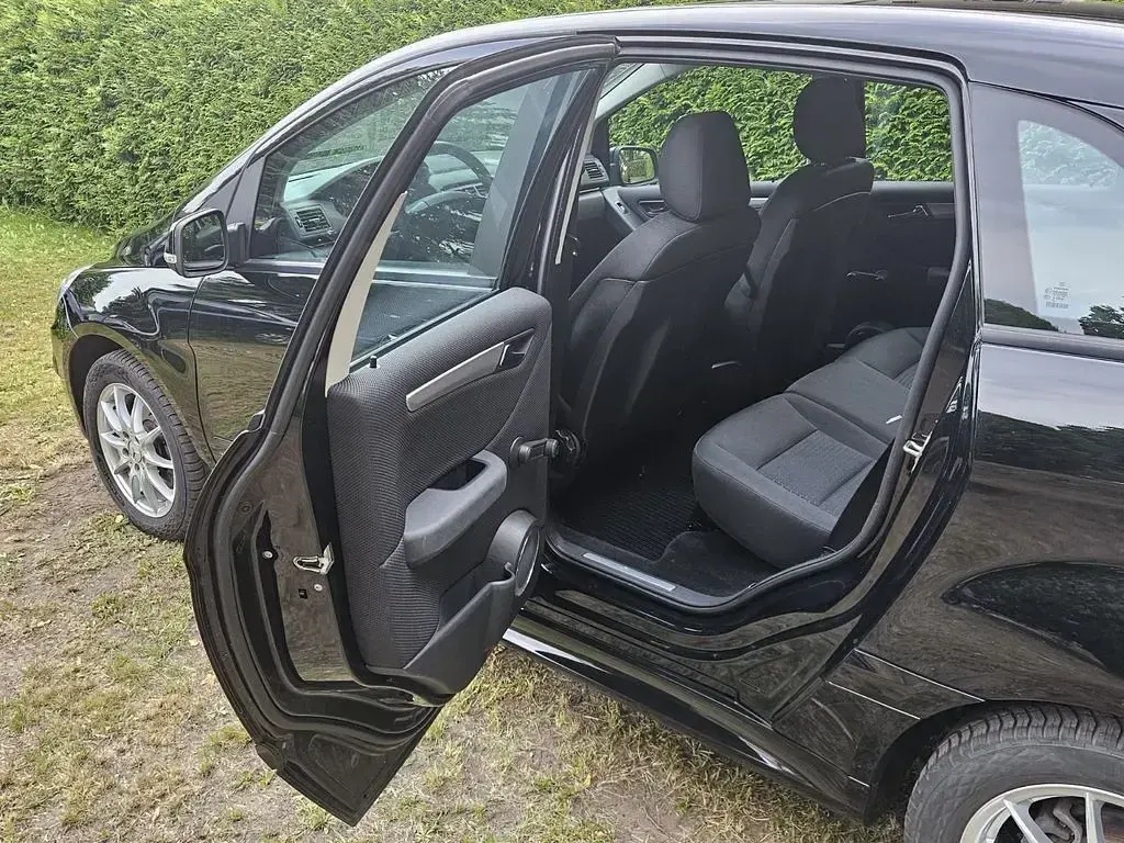 Gebraucht Mercedes B160 95 PS (69 kW) 2010 Schwarz Van / Kleinbus