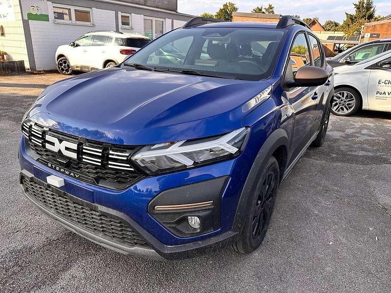 Neu Dacia Sandero Extreme 91 PS (66 kW) 2025 Ironblau Kleinwagen