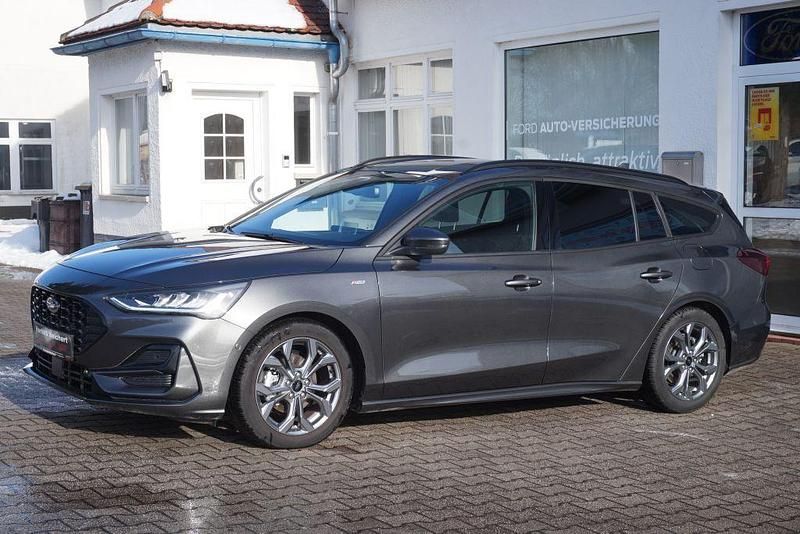 Gebraucht Ford Focus ST-Line 155 PS (114 kW) 2024 Grau Limousine
