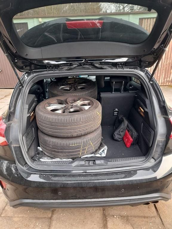 Gebraucht Ford Focus ST-Line 125 PS (91 kW) 2018 Schwarz Limousine