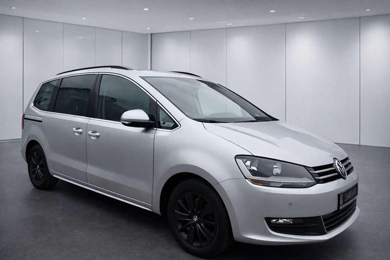 Gebraucht VW Sharan 140 PS (102 kW) 2015 Grau Van / Kleinbus