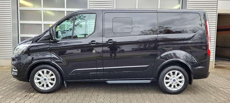 Gebraucht Ford Transit Tourneo Titanium 150 PS (110 kW) 2023 Agate black Van / Kleinbus