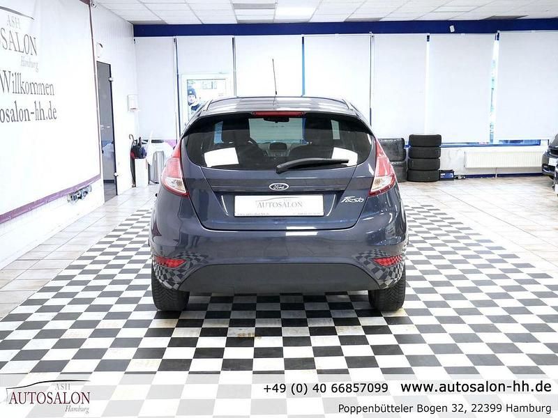 Gebraucht Ford Fiesta SYNC Edition 82 PS (60 kW) 2015 Midnight skygrau Kleinwagen