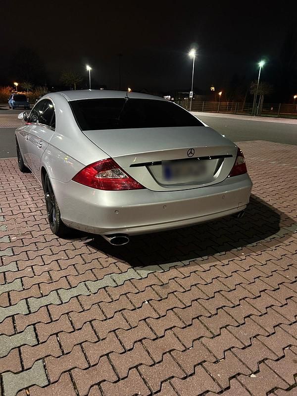 Gebraucht Mercedes CLS350 272 PS (200 kW) 2005 Silber Limousine