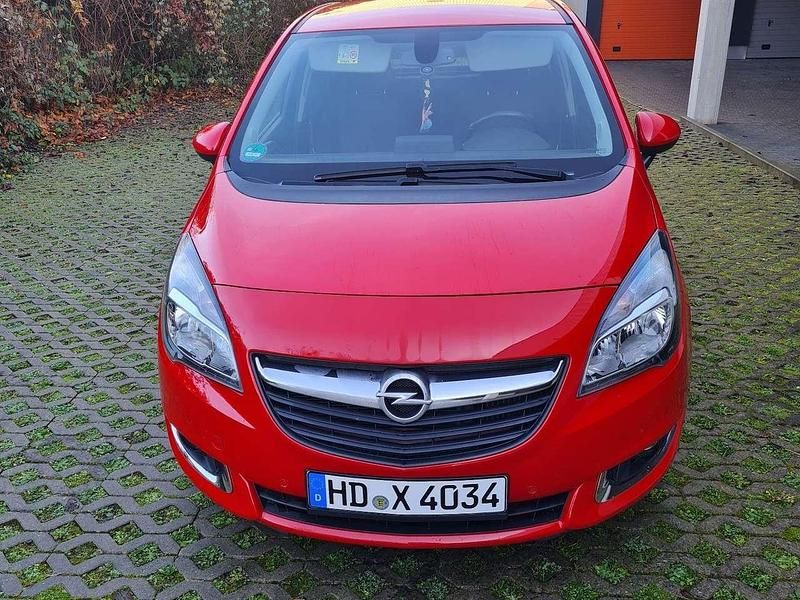 Gebraucht Opel Meriva Color Edition 120 PS (88 kW) 2015 Rot Van / Kleinbus
