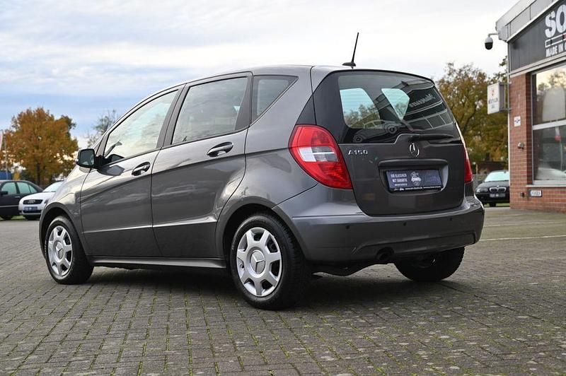 Gebraucht Mercedes A150 95 PS (69 kW) 2008 Grau Limousine