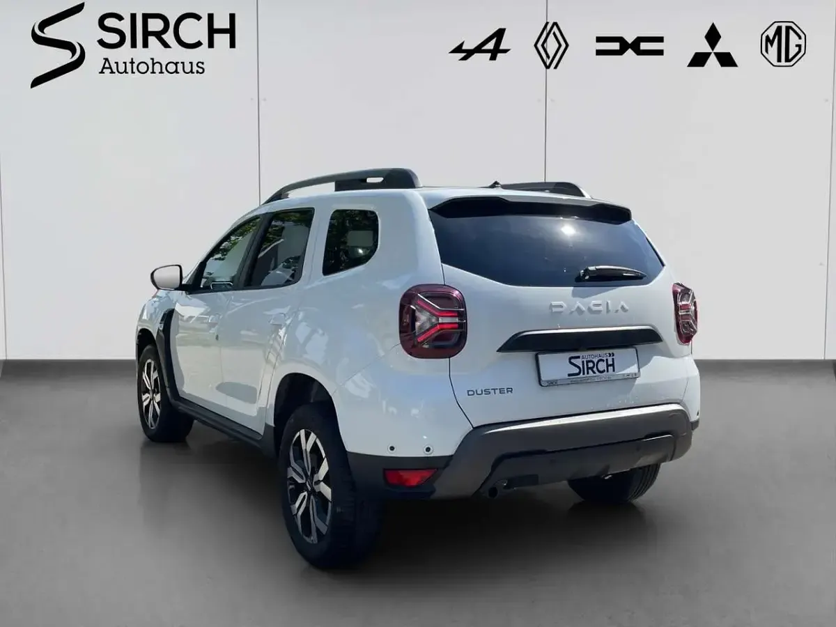 Gebraucht Dacia Duster Journey 150 PS (110 kW) 2023 Weiß SUV