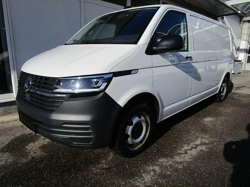 Candyweiß Gebraucht 2023 VW Transporter Van | 35.850 € (Teuer) - Bild 1/4