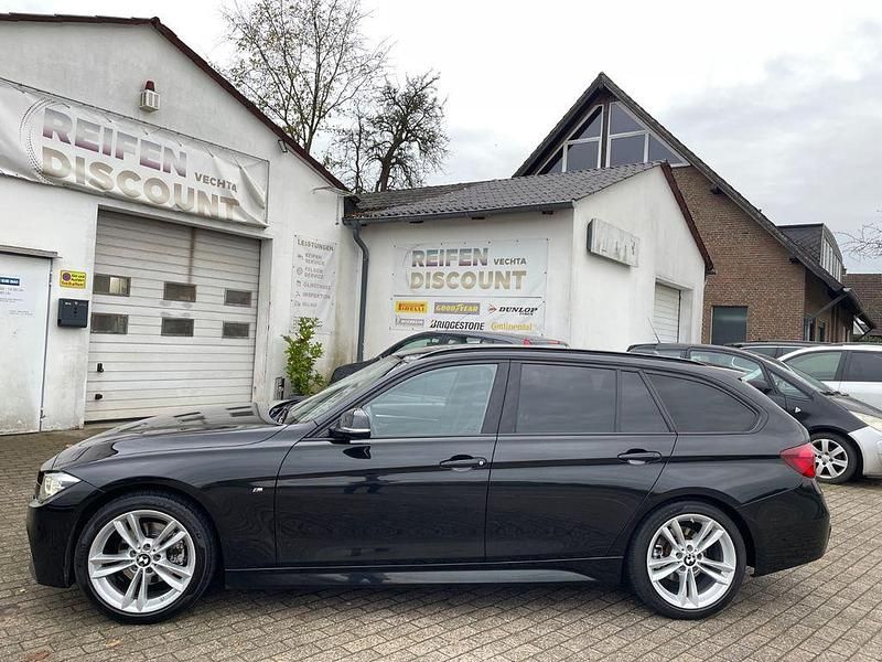 Schwarz Gebraucht 2019 BMW 320 M Sport Limousine | 19.999 € (Superpreis) - Bild 1/4