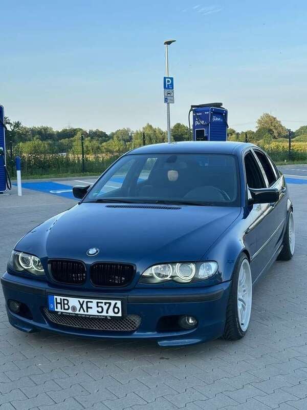 Blau Gebraucht 2003 BMW 316 Limousine | 4.500 € - Bild 1/4