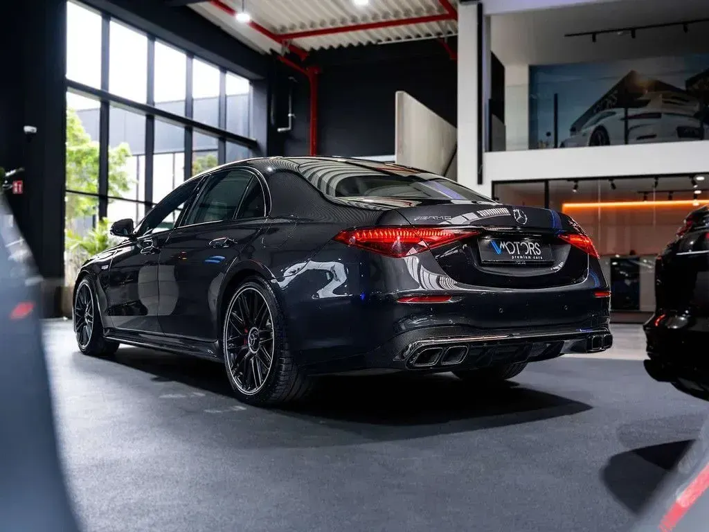 Gebraucht Mercedes S63 AMG AMG 802 PS (589 kW) 2024 Grau Limousine