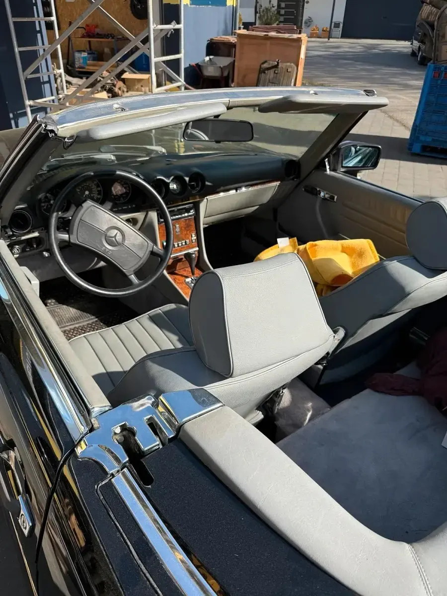 Gebraucht Mercedes 560 231 PS (169 kW) 1987 Schwarz Cabrio