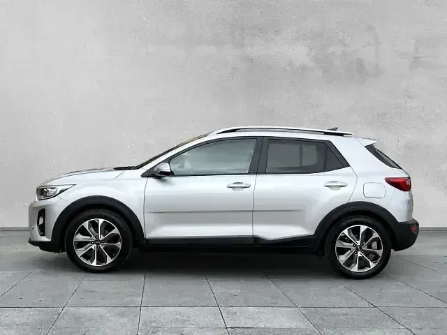 Gebraucht Kia Stonic Vision 120 PS (88 kW) 2019 Silber SUV