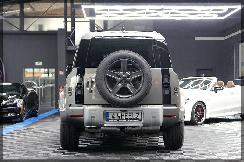 Gebraucht Land Rover Defender 249 PS (183 kW) 2022 Grau SUV