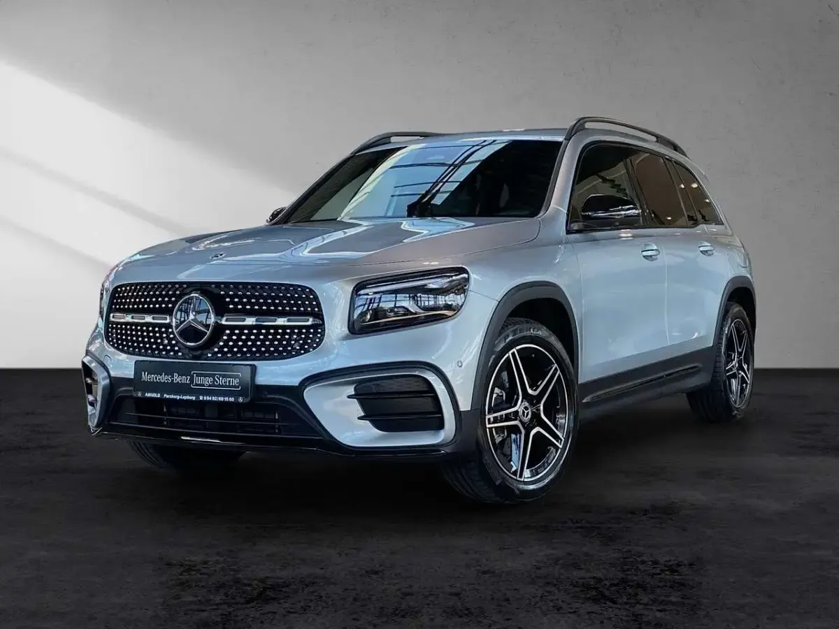 Gebraucht Mercedes GLB200 AMG line 163 PS (119 kW) 2025 Hightechsilber SUV