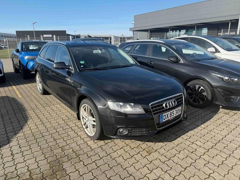 Gebraucht Audi A4 Attraction 179 PS (131 kW) 2011 Schwarz Kombi