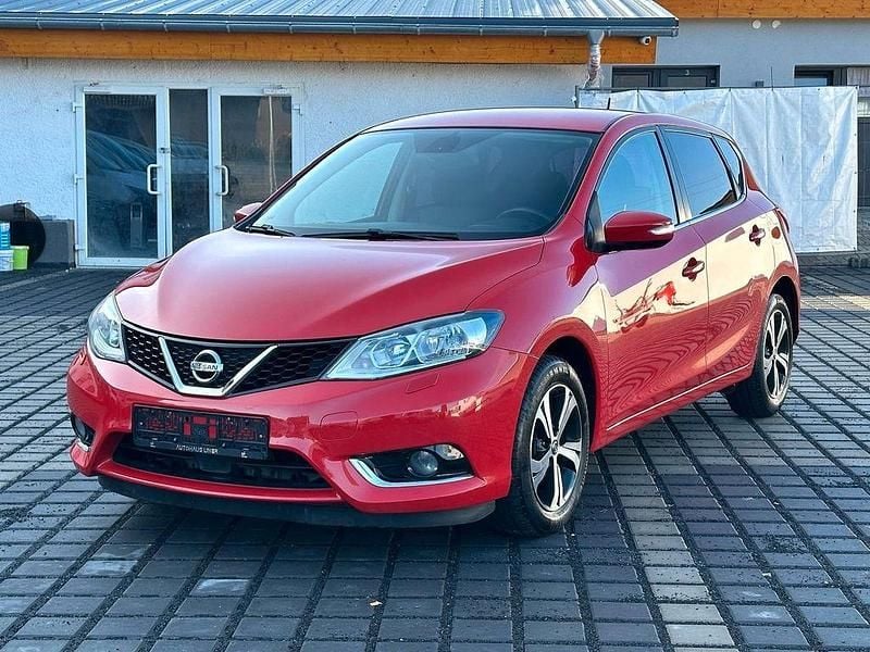 Gebraucht Nissan Pulsar Acenta 116 PS (85 kW) 2015 Red (s) Kleinwagen