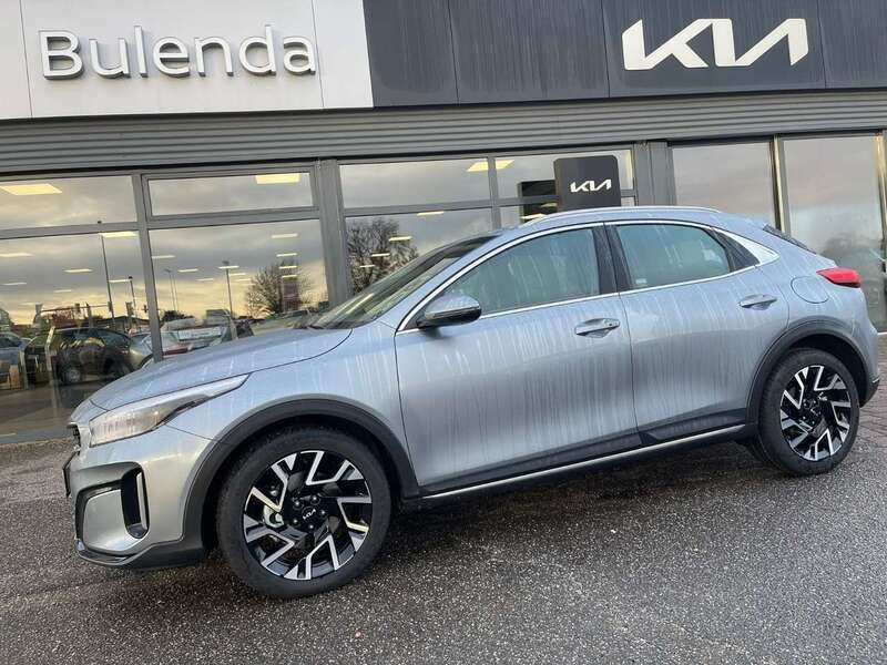 Lunarsilber Gebraucht 2025 Kia XCeed Spirit SUV | 29.990 € (Guter Preis) - Bild 1/4